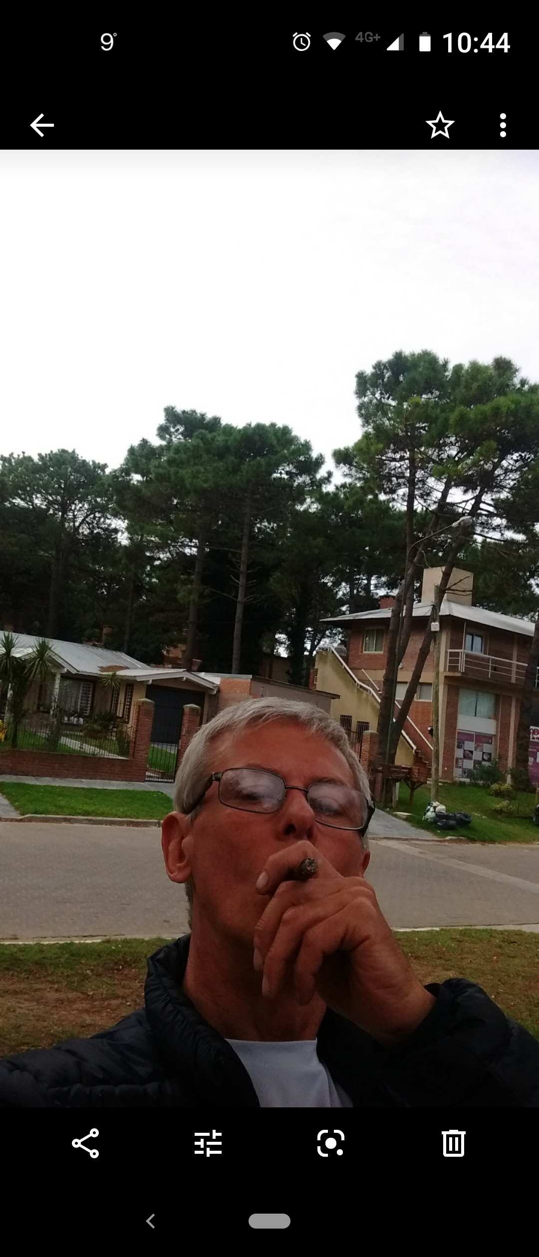 Charly Profile Picture