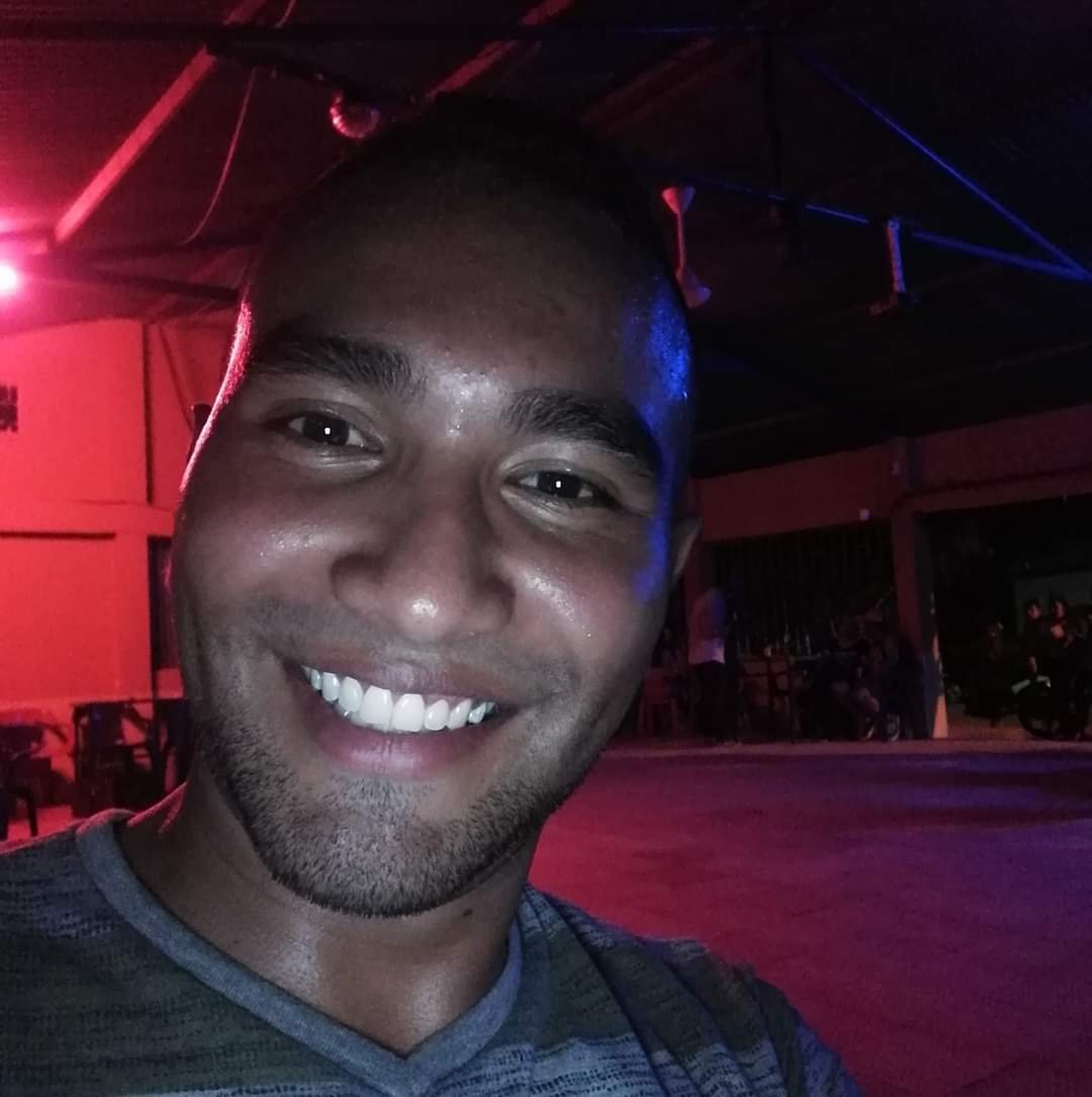 Alex Bocanegra Profile Picture