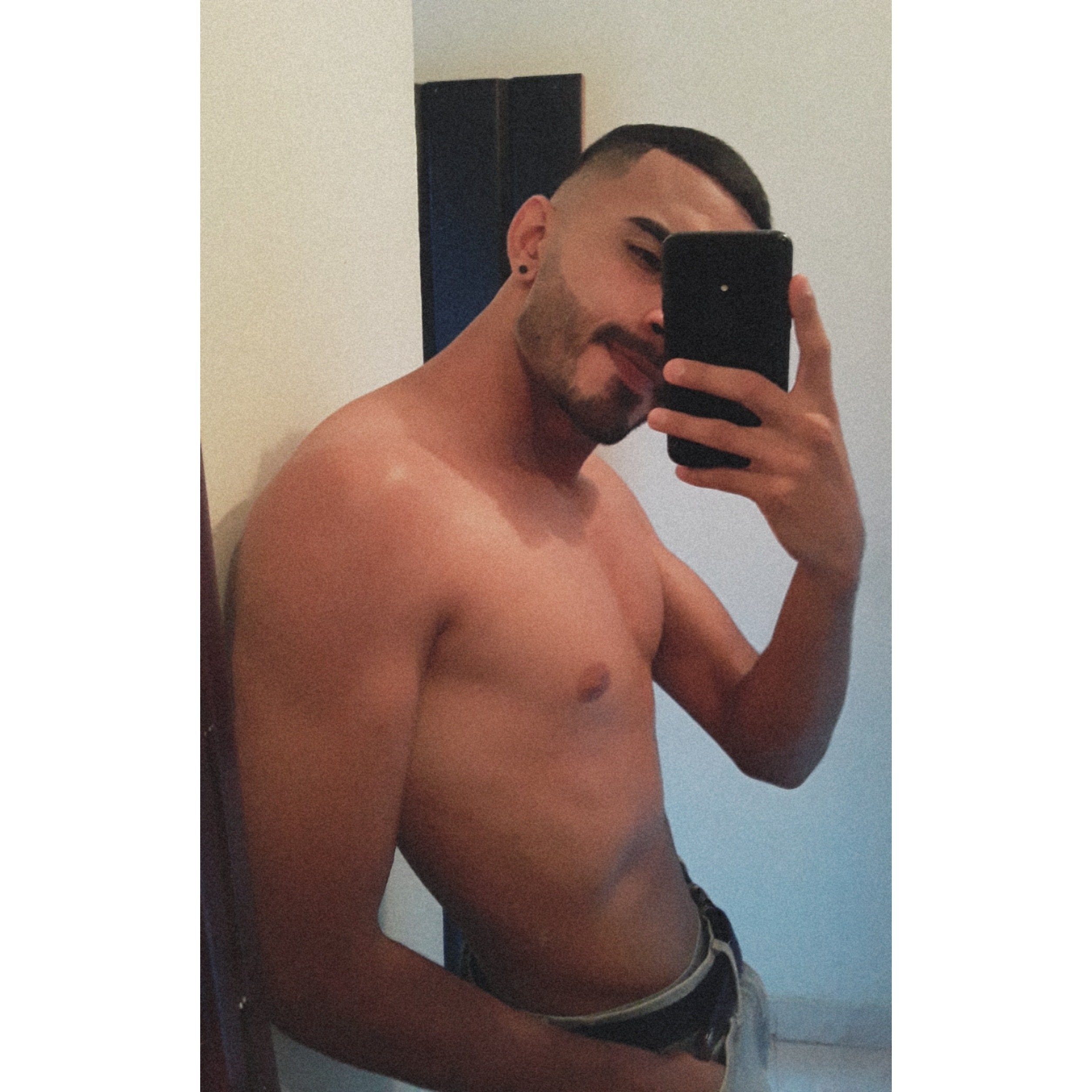 Felipe Gomez Profile Picture