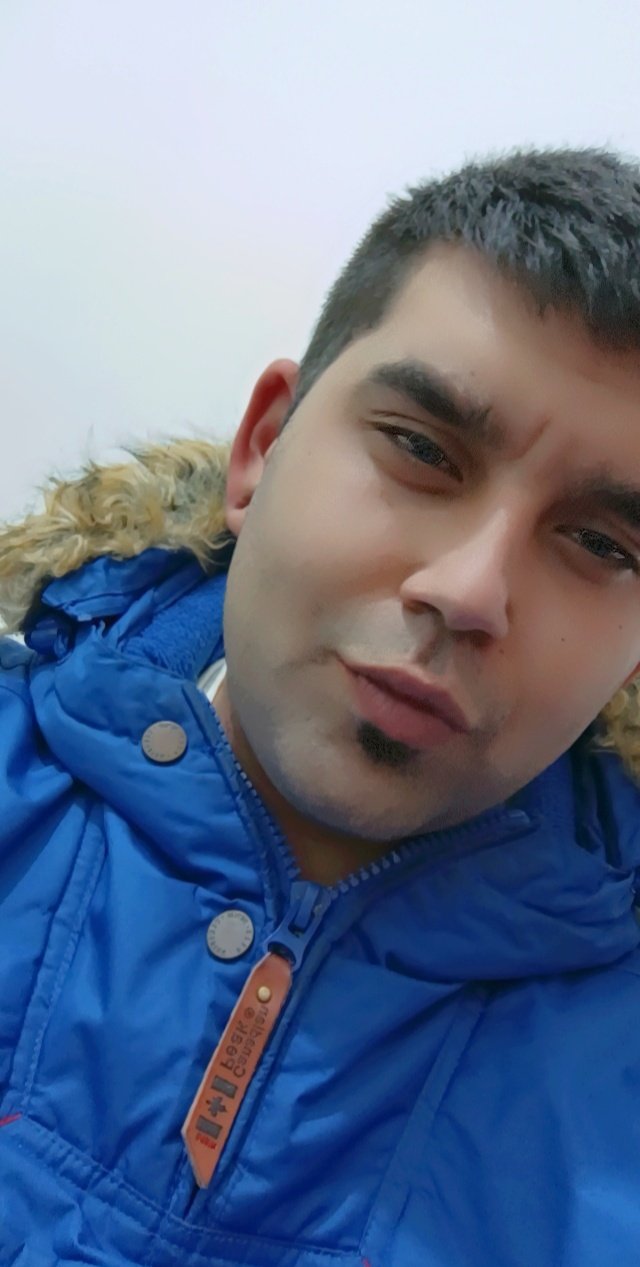 Alexllz Profile Picture