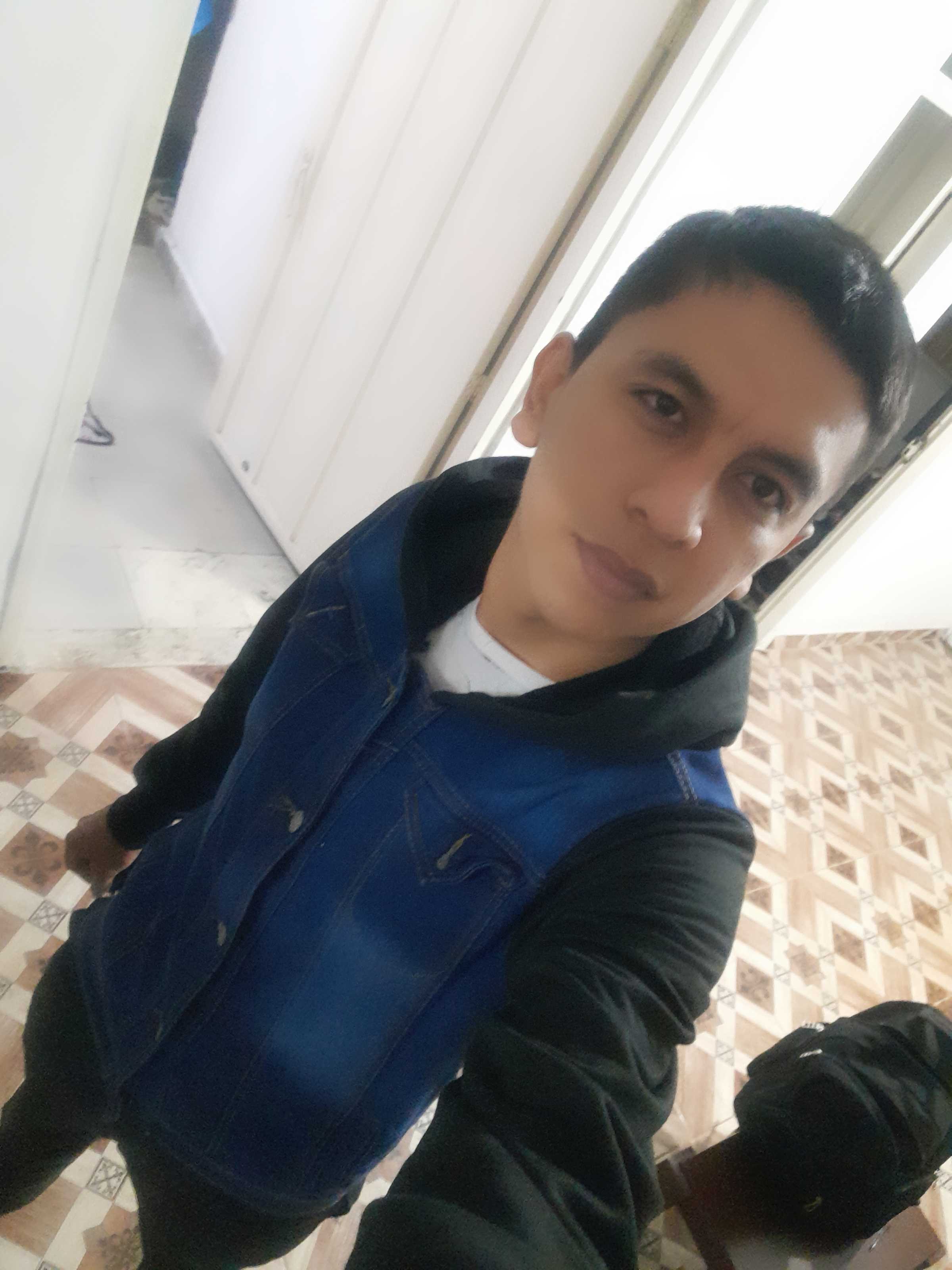 Yezid Mueses Profile Picture