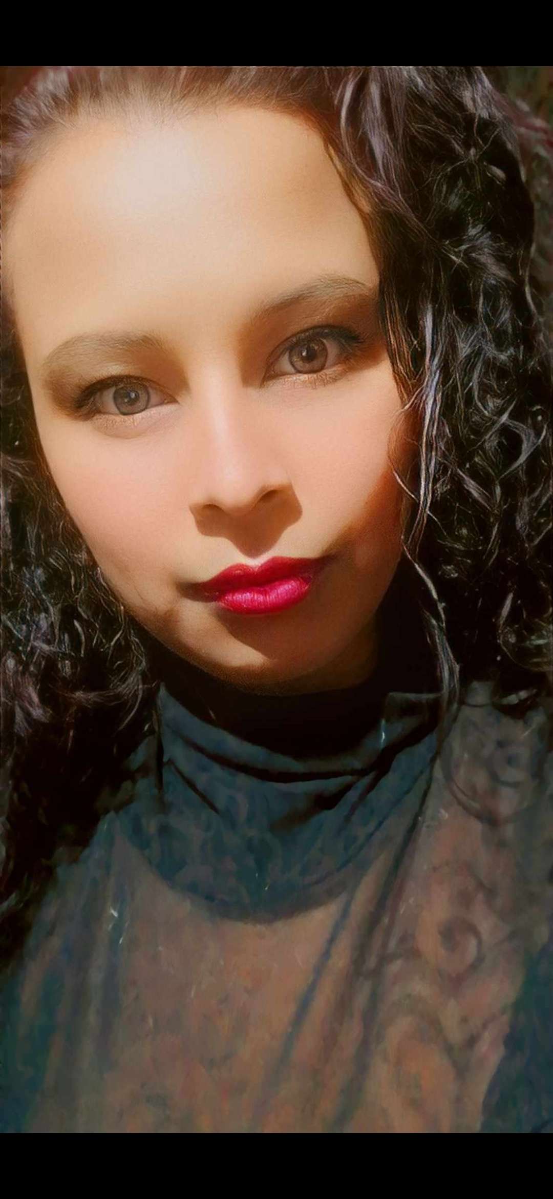 Andrea Profile Picture