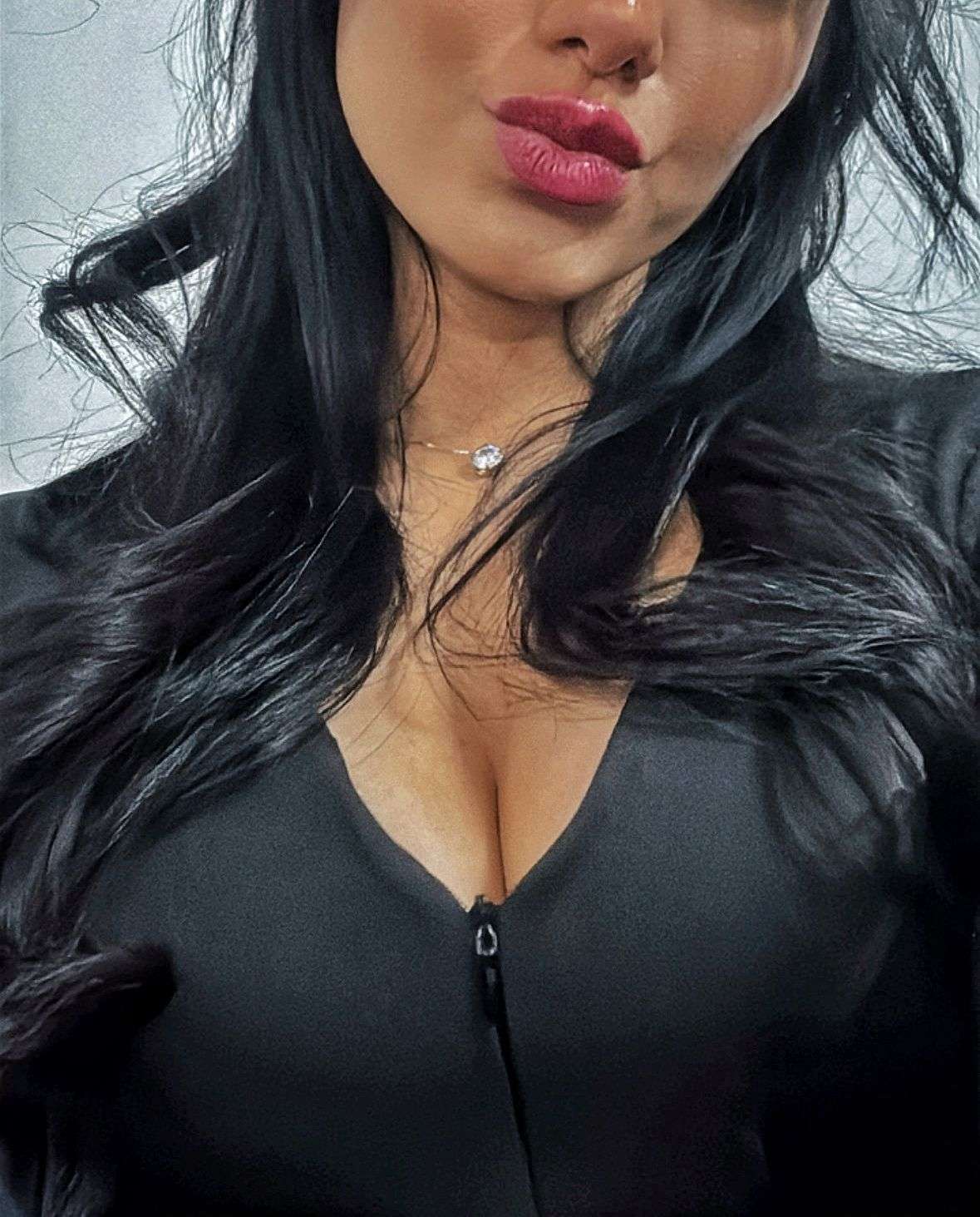 Little Brunette Profile Picture