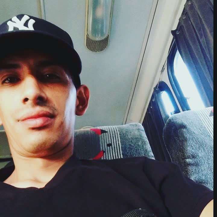 Carlos Estrella Profile Picture