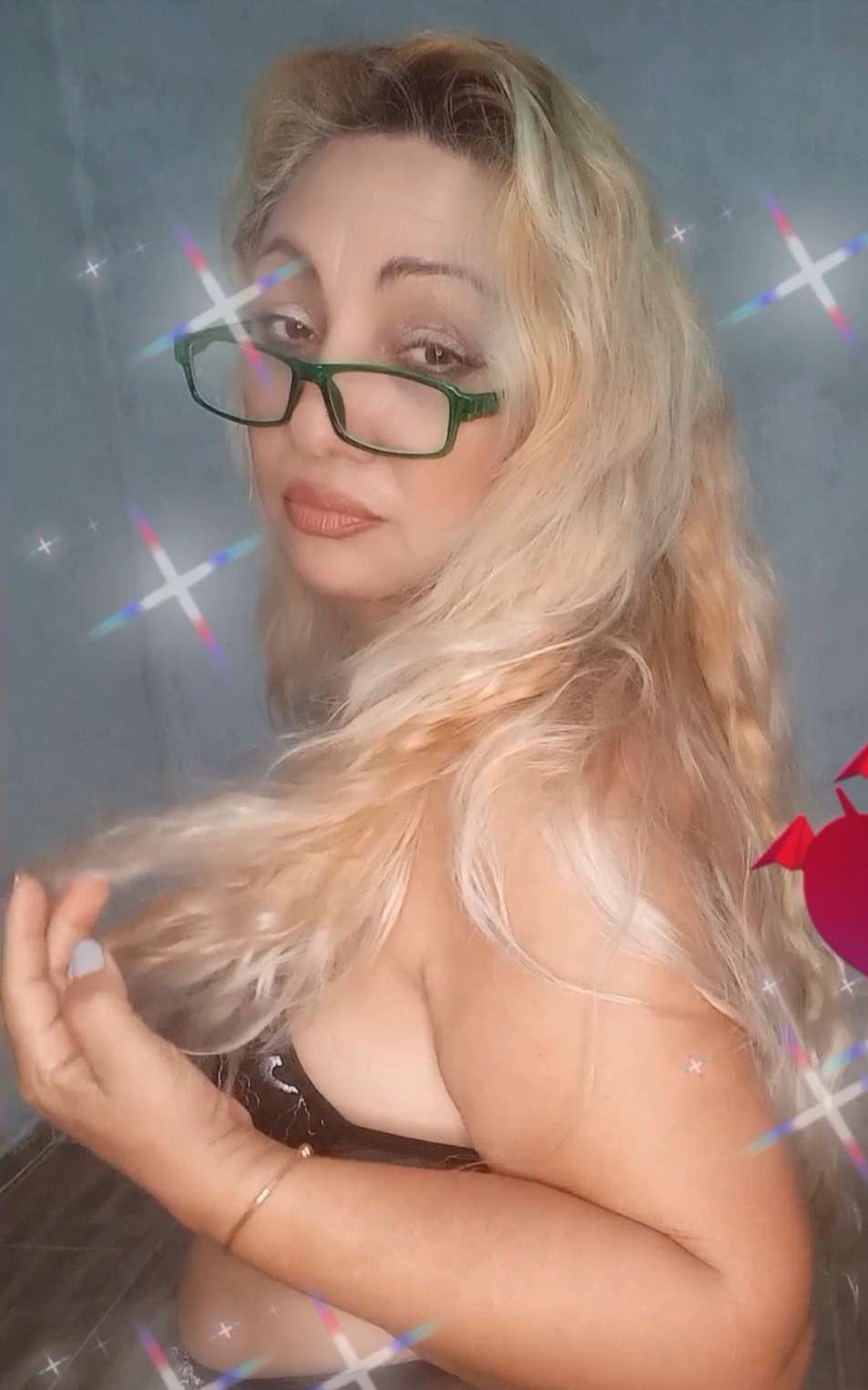 Elizabeth Profile Picture