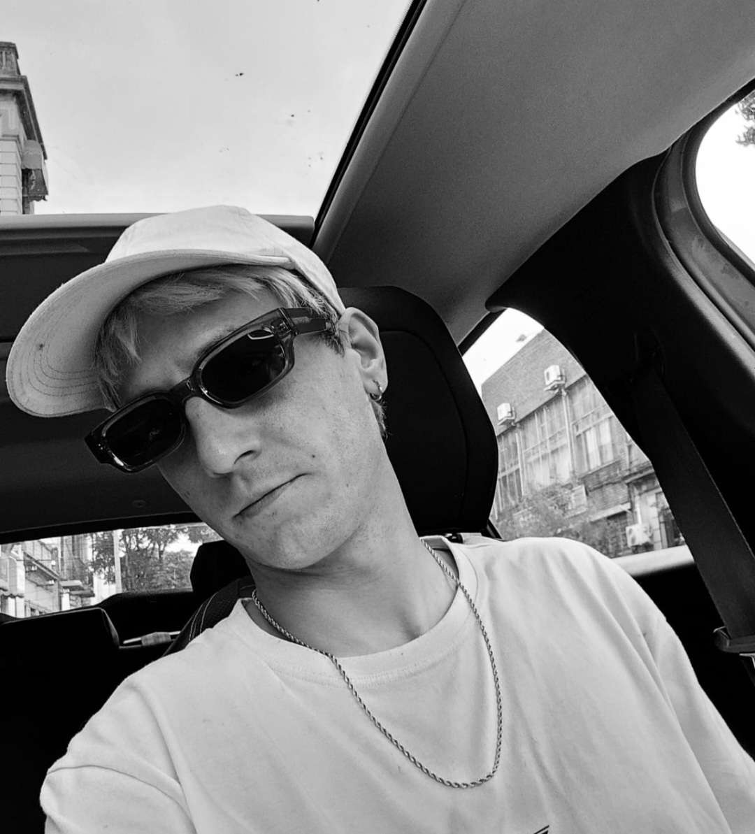 Santiago Profile Picture