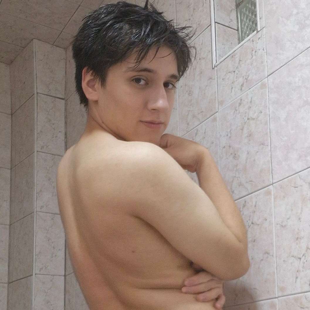 Julis Profile Picture