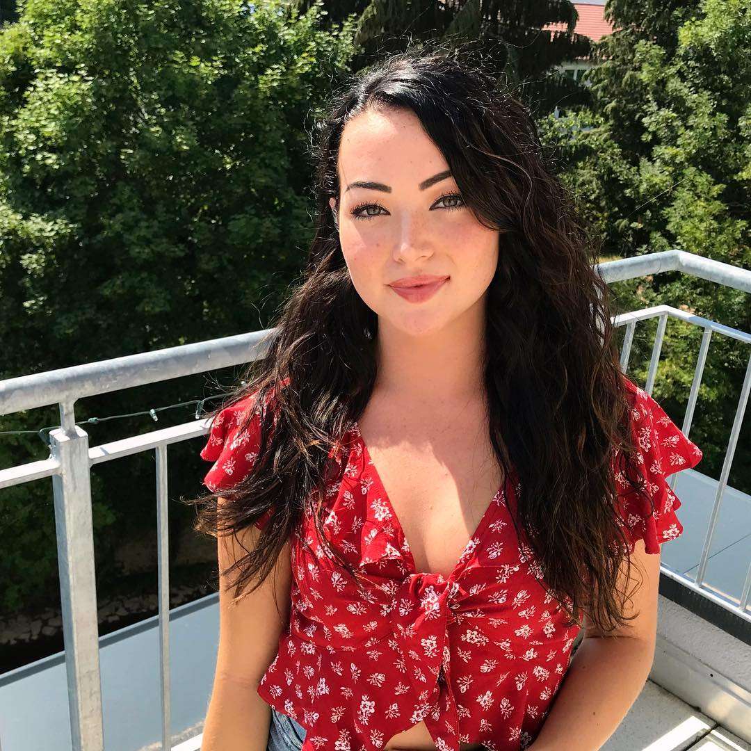 Sharon J Profile Picture